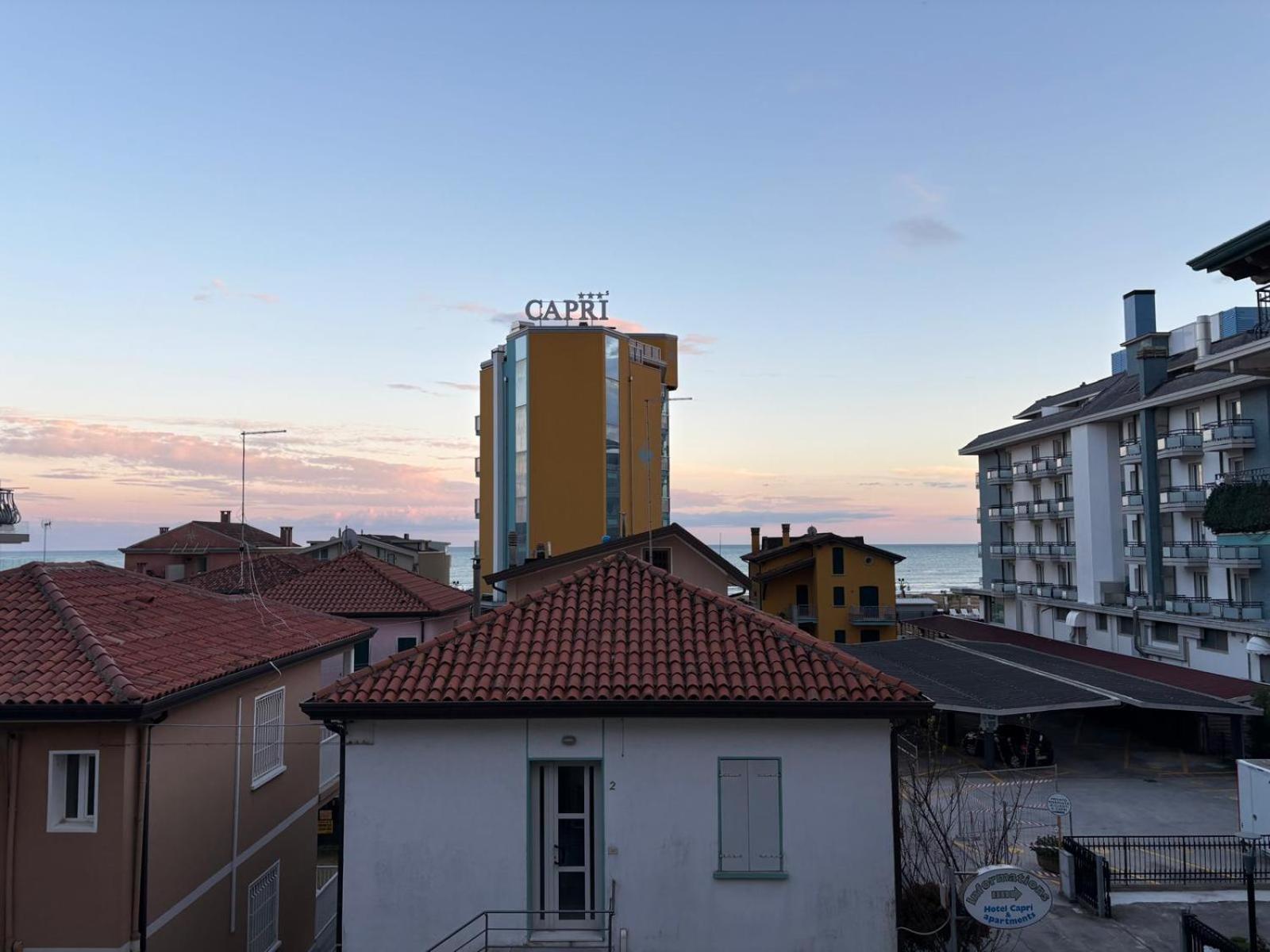 App4Rent - Villa Mimosa - Family Apartment Лидо-ди-Езоло Экстерьер фото