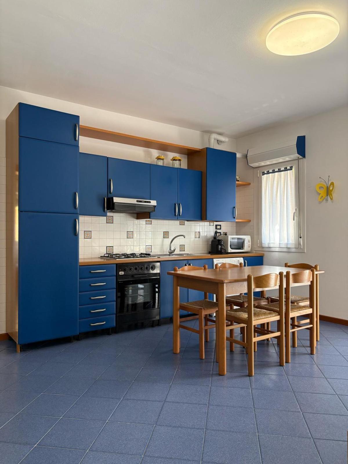 App4Rent - Villa Mimosa - Family Apartment Лидо-ди-Езоло Экстерьер фото