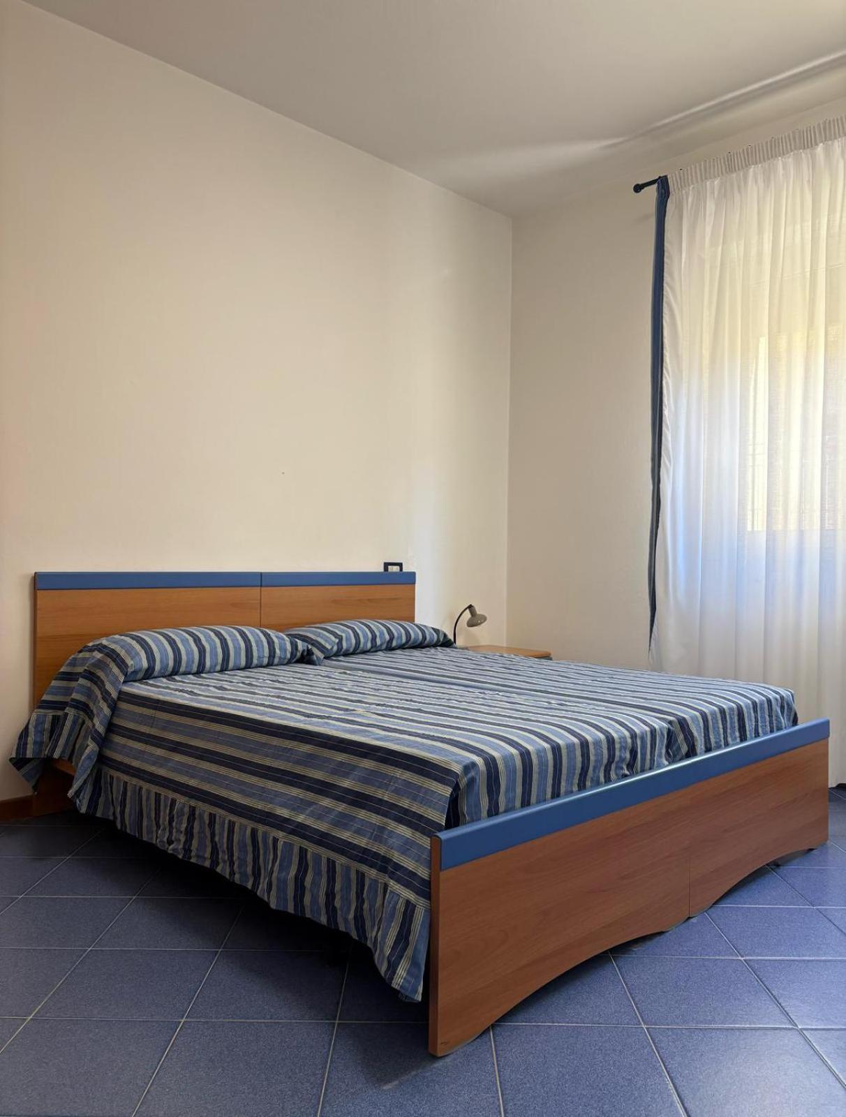 App4Rent - Villa Mimosa - Family Apartment Лидо-ди-Езоло Экстерьер фото